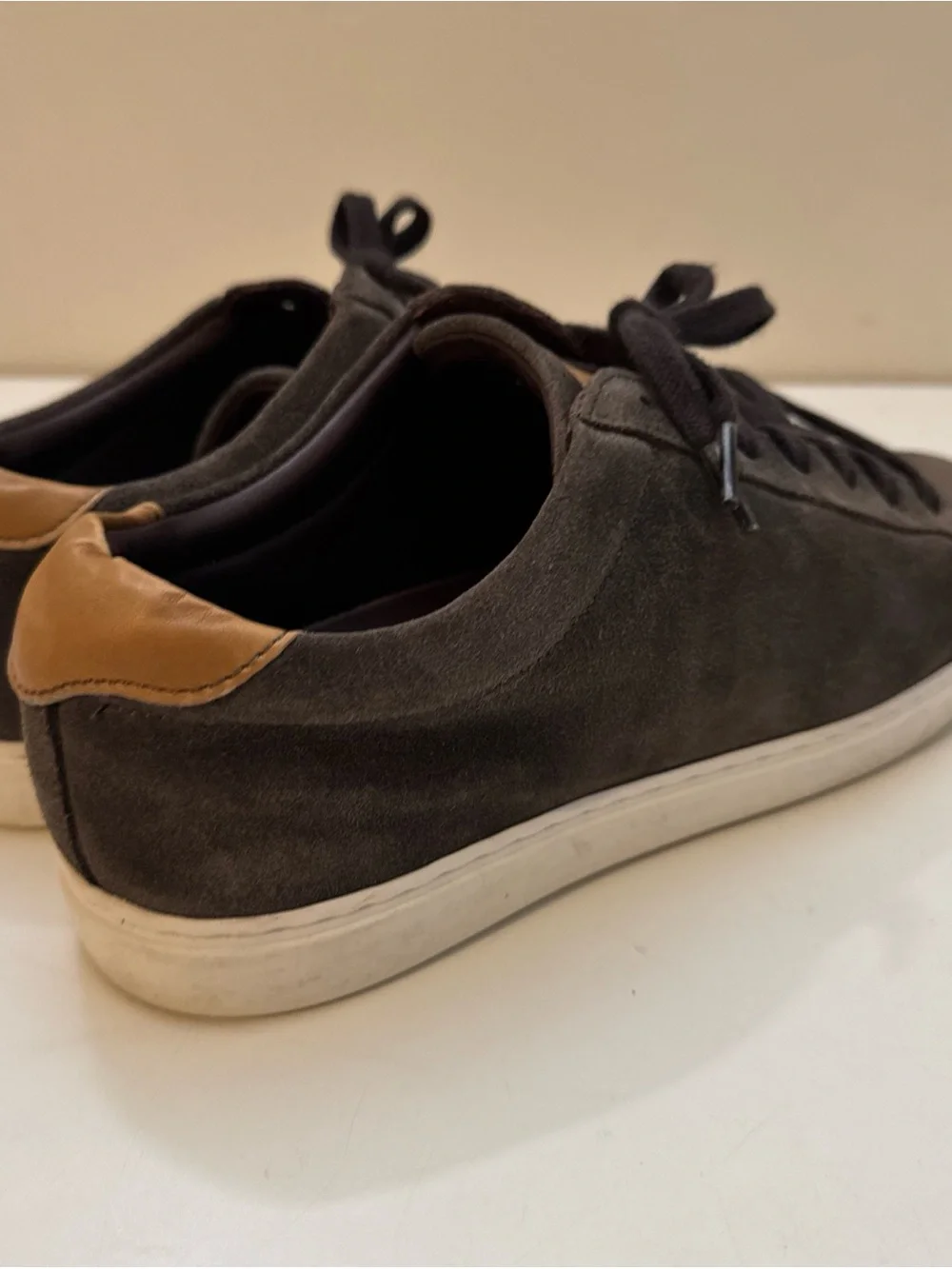 Allen Edmonds Men's Size 8E Courtside Leather Suede Sneakers Brown-Grey 3579